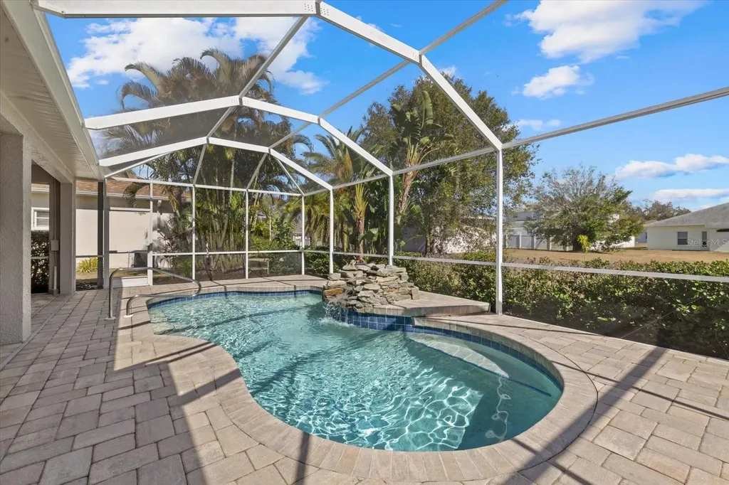 4046 Green Tree Avenue Sarasota FL 34233