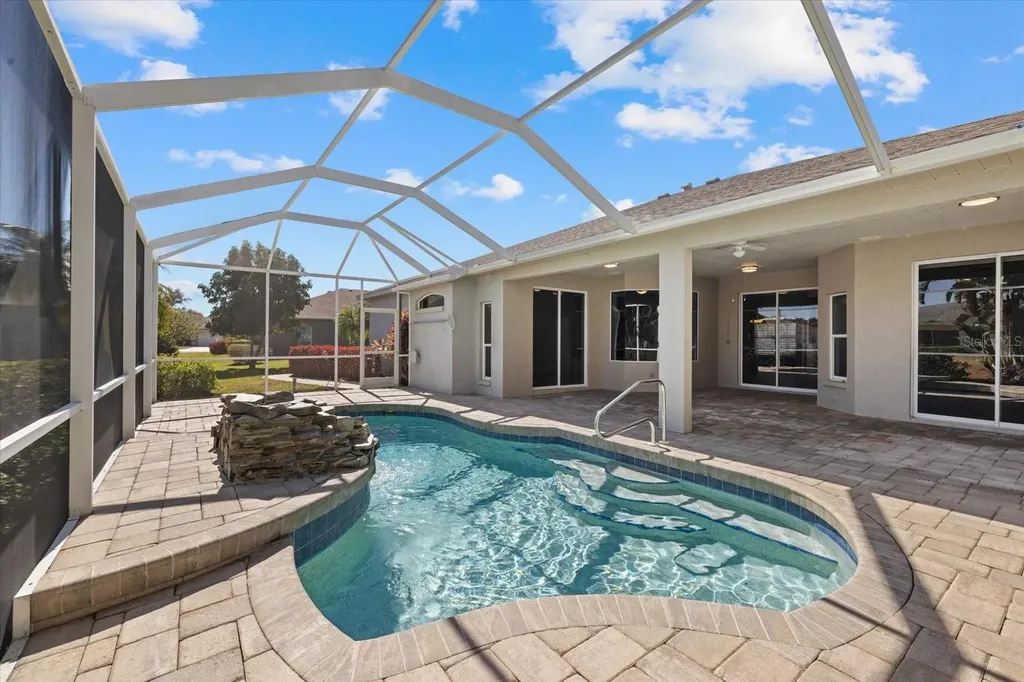 4046 Green Tree Avenue Sarasota FL 34233