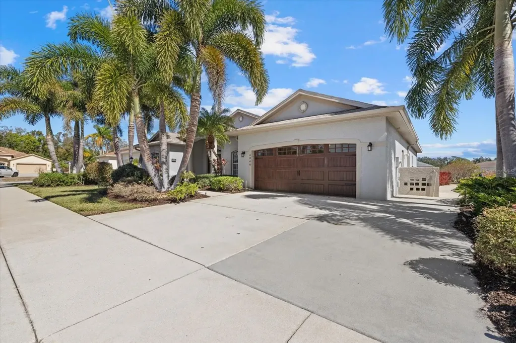 4046 Green Tree Avenue Sarasota FL 34233