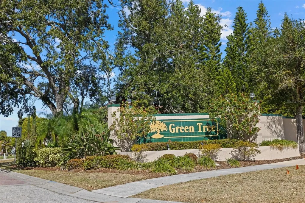 4046 Green Tree Avenue Sarasota FL 34233