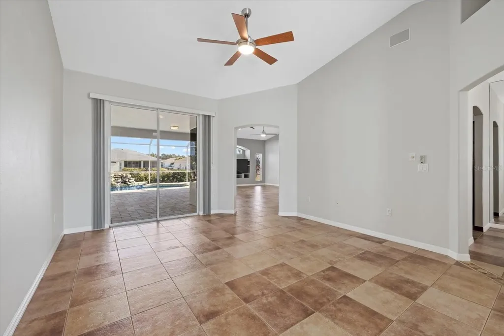 4046 Green Tree Avenue Sarasota FL 34233