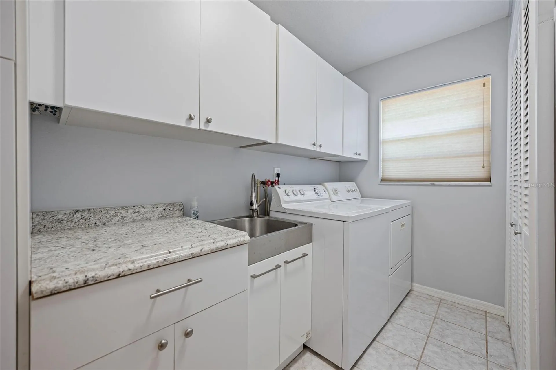 1207 Bluewater Drive Sun City Center FL 33573
