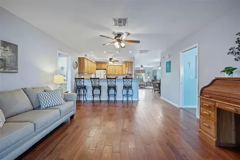 1207 Bluewater Drive Sun City Center FL 33573