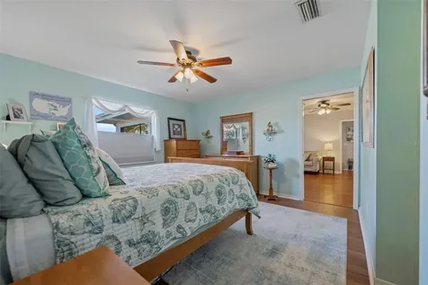 1207 Bluewater Drive Sun City Center FL 33573