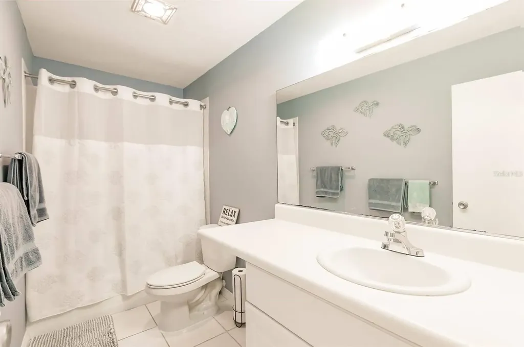 1255 E Peppertree Drive Sarasota FL 34242
