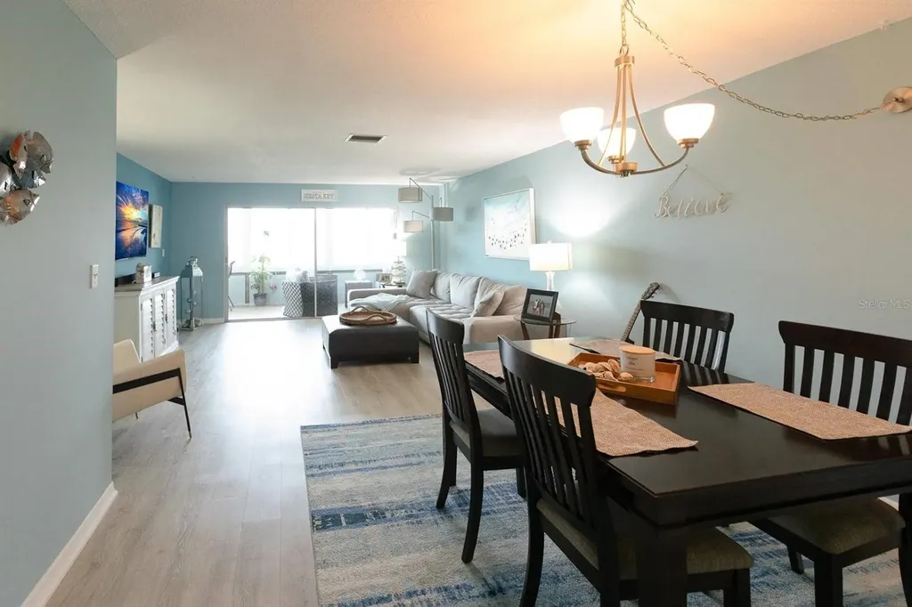1255 E Peppertree Drive Sarasota FL 34242