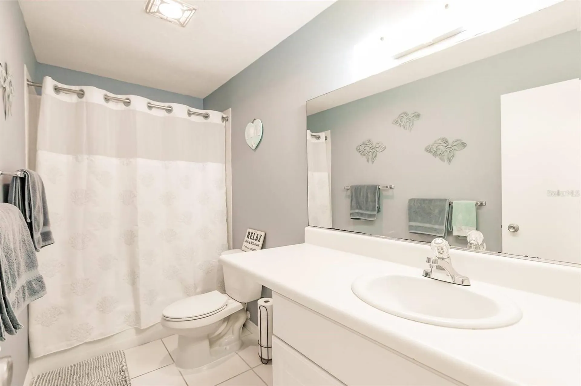1255 E Peppertree Drive Sarasota FL 34242