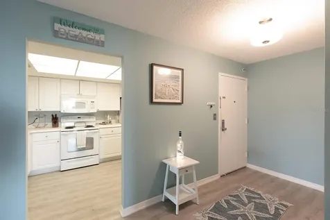 1255 E Peppertree Drive Sarasota FL 34242