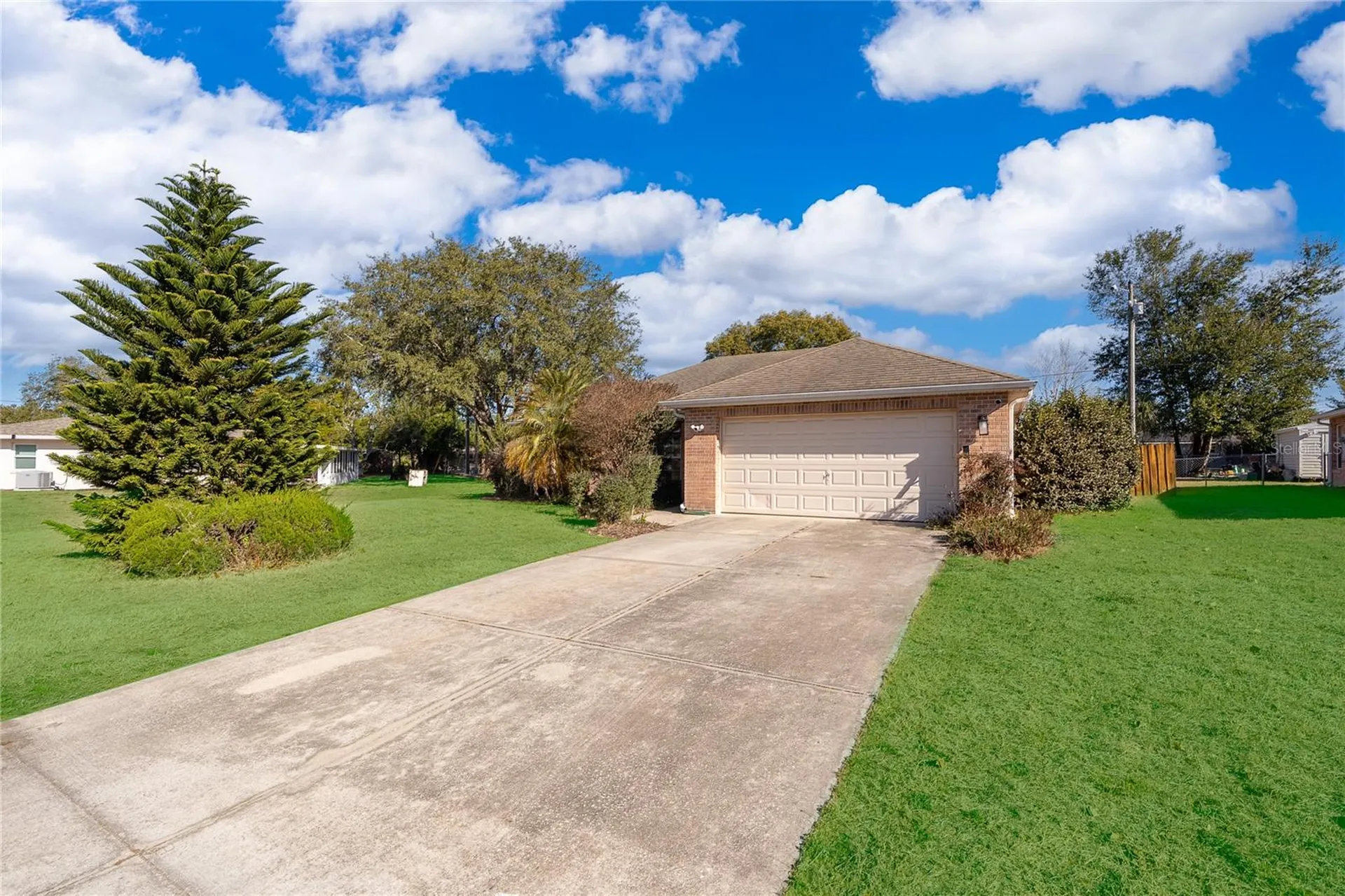 794 Selby Street Deltona FL 32725