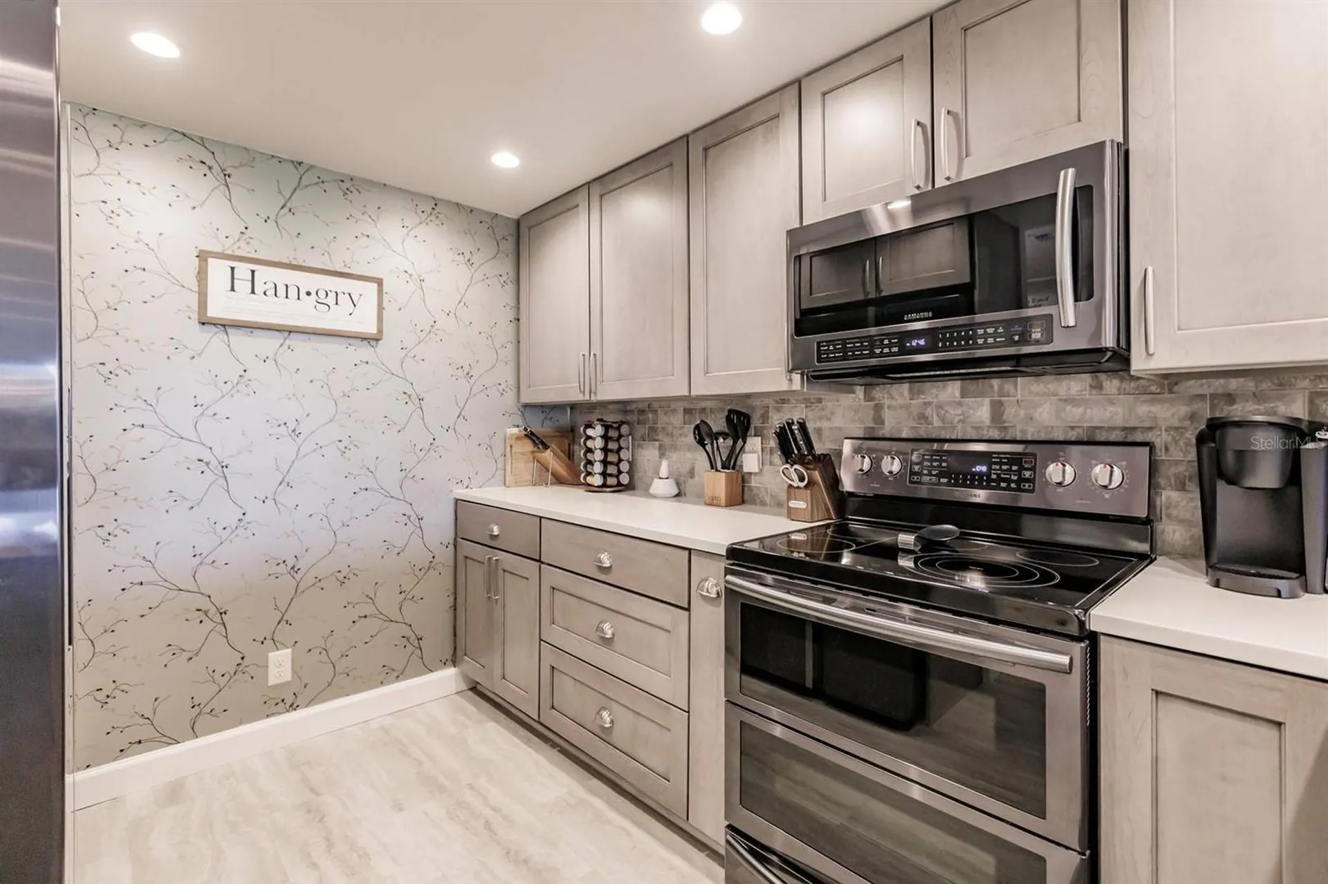 1255 E Peppertree Drive Sarasota FL 34242