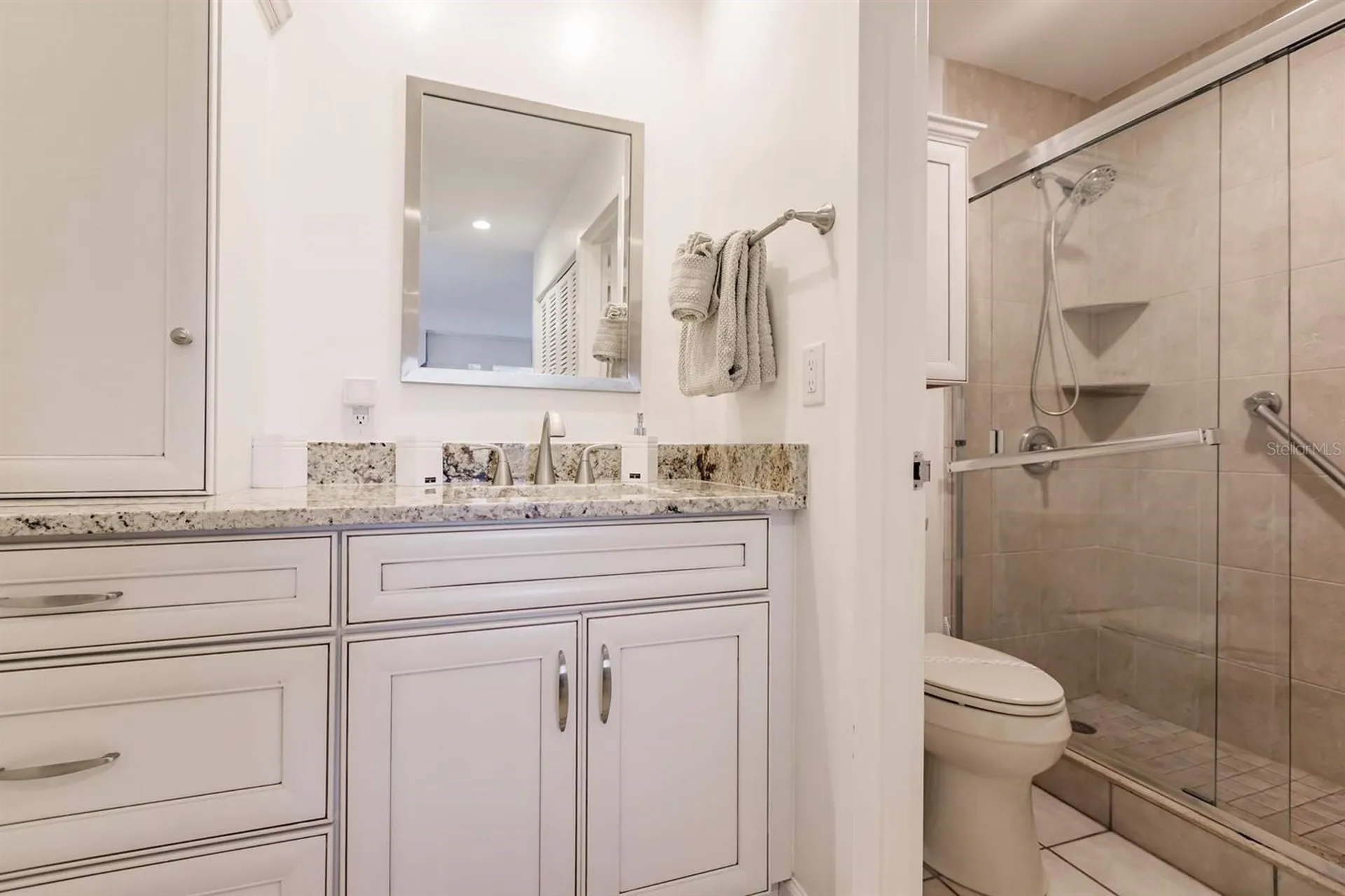 1255 E Peppertree Drive Sarasota FL 34242