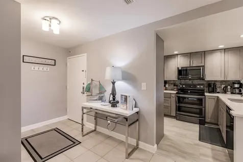 1255 E Peppertree Drive Sarasota FL 34242
