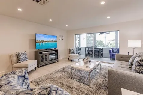 1255 E Peppertree Drive Sarasota FL 34242