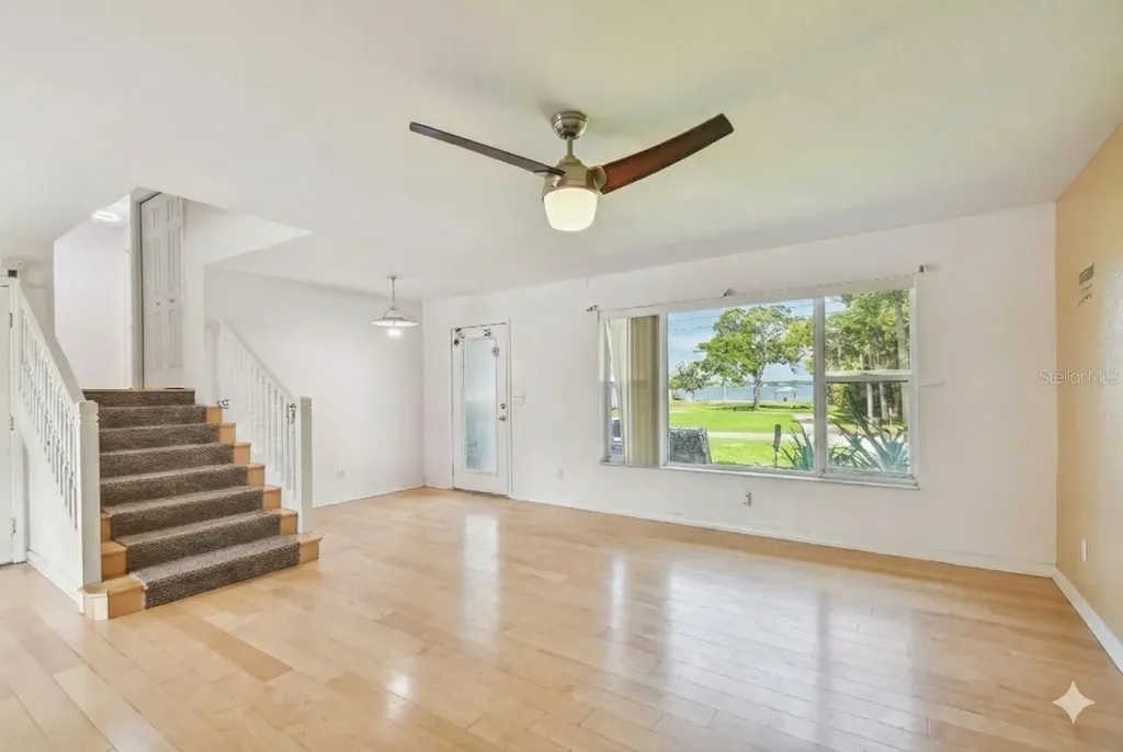 317 Shore Drive E Oldsmar FL 34677
