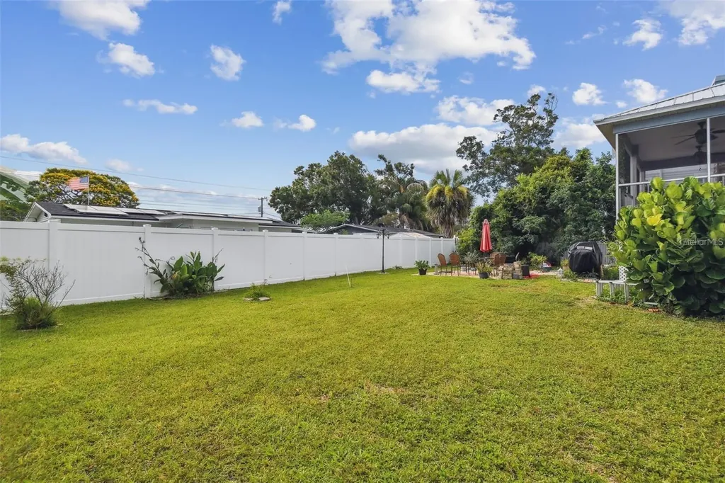 317 Shore Drive E Oldsmar FL 34677