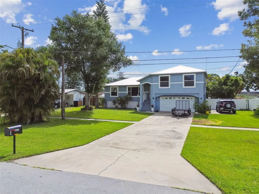 317 Shore Drive E Oldsmar FL 34677