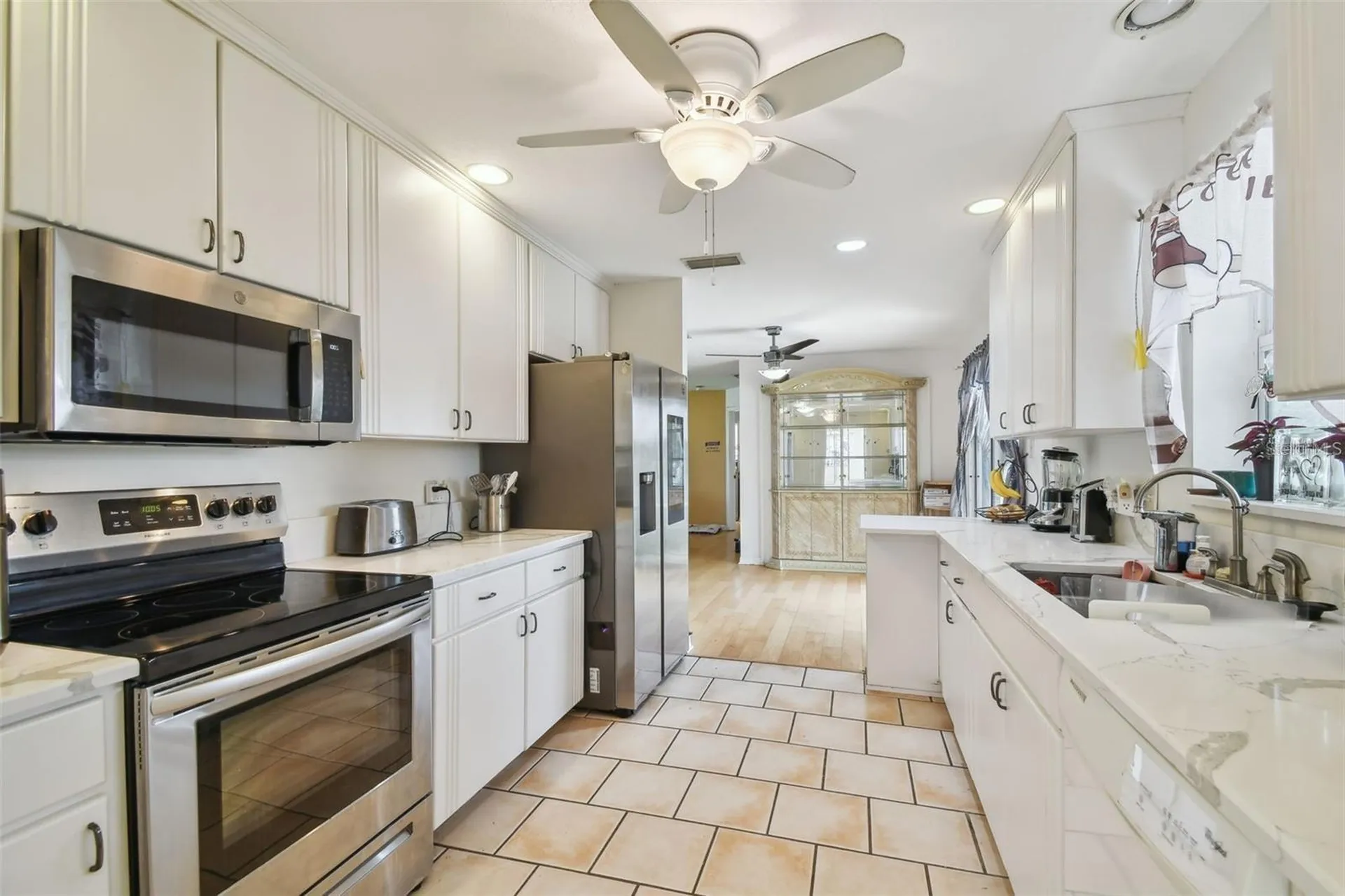 317 Shore Drive E Oldsmar FL 34677