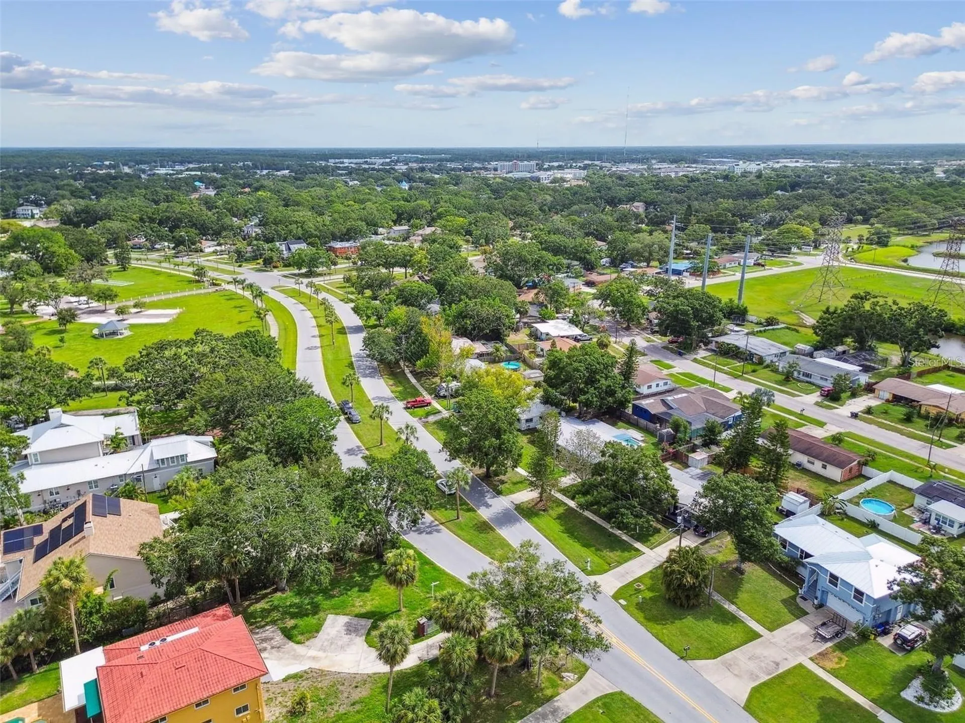 317 Shore Drive E Oldsmar FL 34677