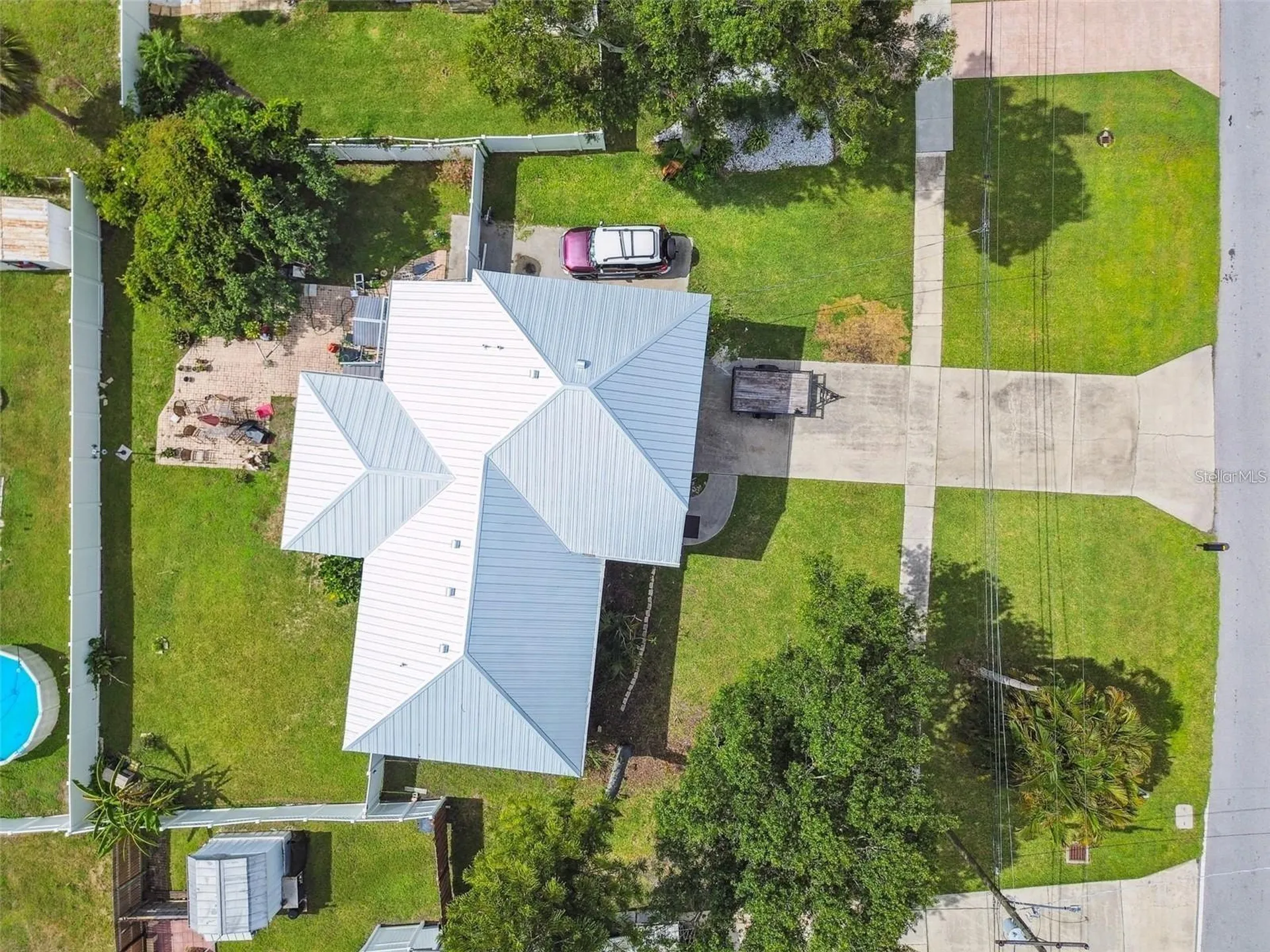317 Shore Drive E Oldsmar FL 34677