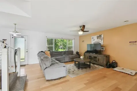 317 Shore Drive E Oldsmar FL 34677