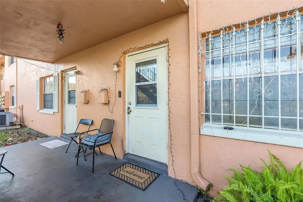 1605 W Oak Ridge Road Orlando FL 32809