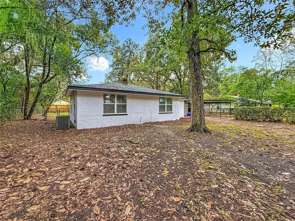 1013 NW 15th Avenue Gainesville FL 32601