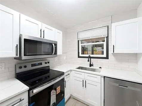 1013 NW 15th Avenue Gainesville FL 32601