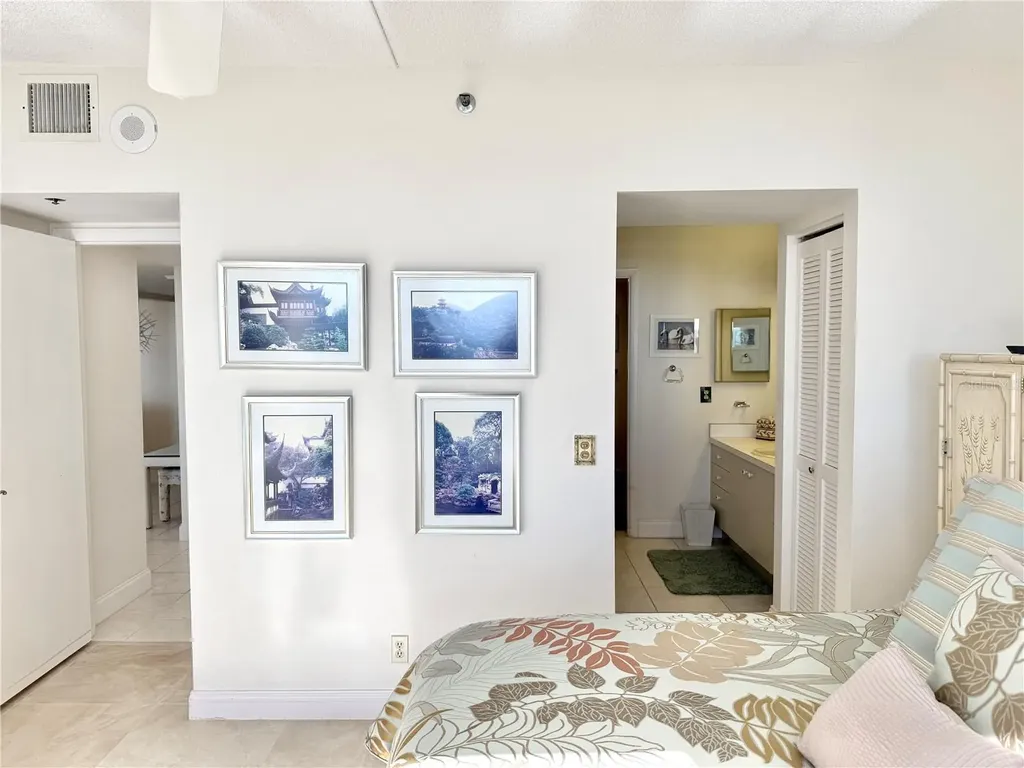 1105 Gulf Of Mexico Drive Longboat Key FL 34228