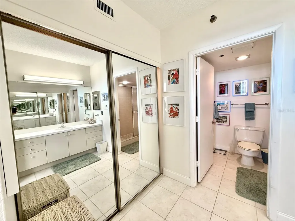 1105 Gulf Of Mexico Drive Longboat Key FL 34228