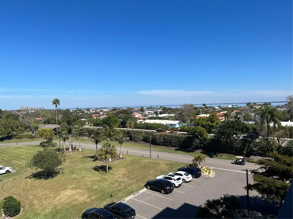 1105 Gulf Of Mexico Drive Longboat Key FL 34228