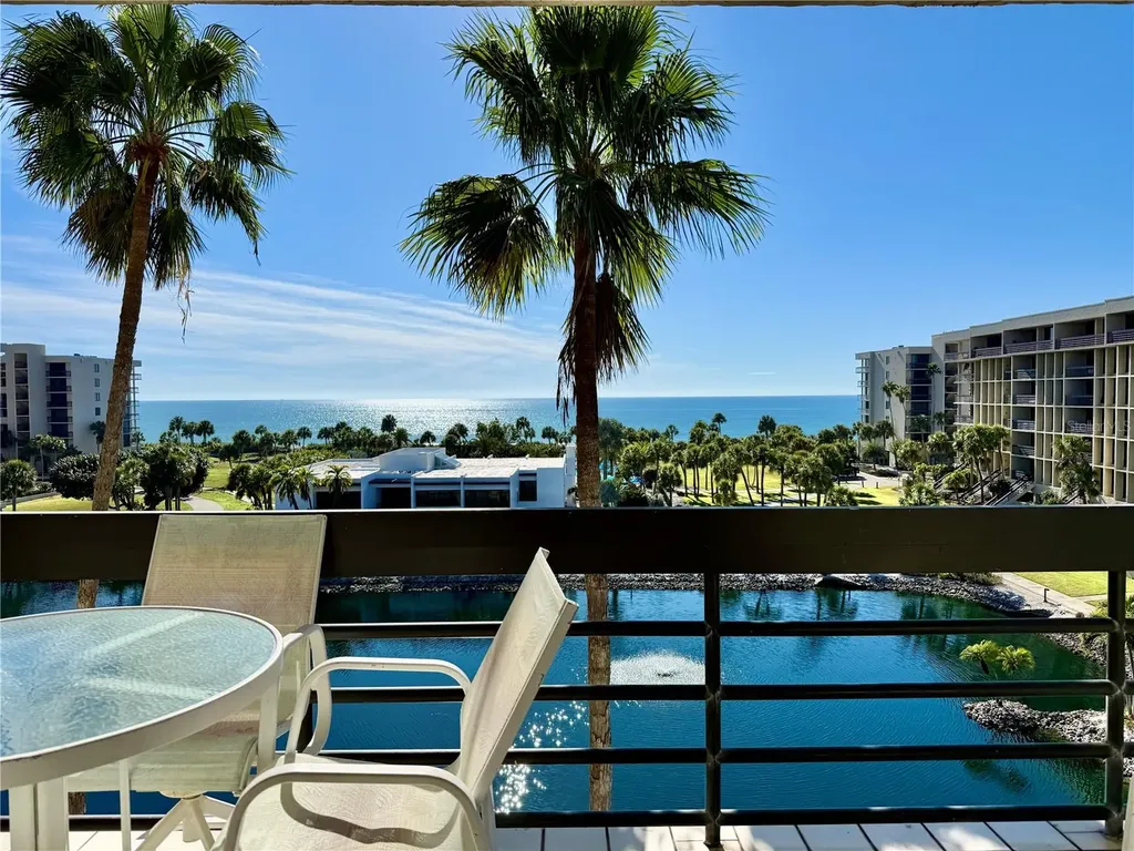 1105 Gulf Of Mexico Drive Longboat Key FL 34228