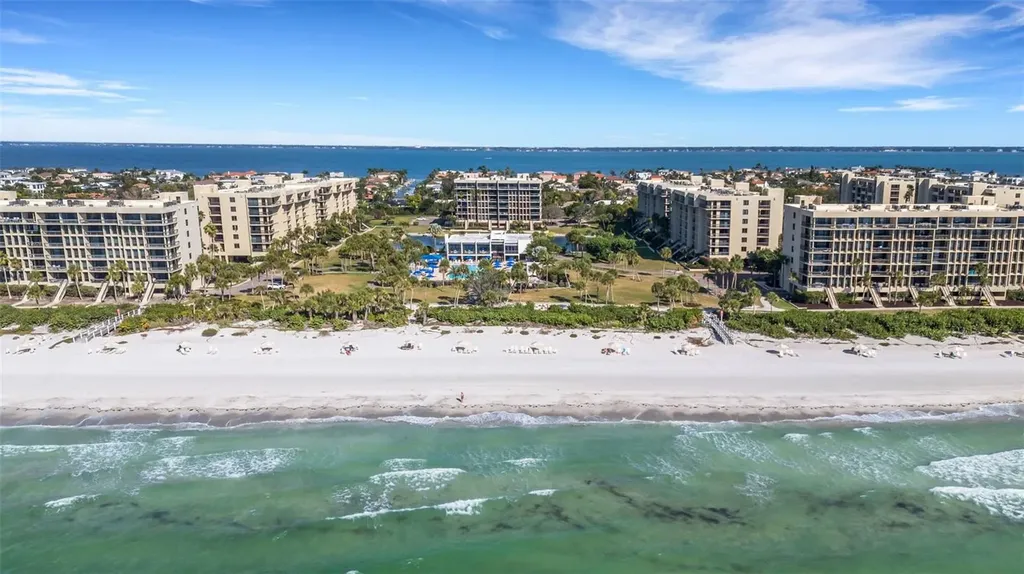 1105 Gulf Of Mexico Drive Longboat Key FL 34228