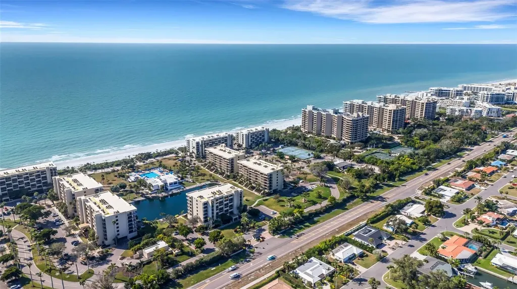 1105 Gulf Of Mexico Drive Longboat Key FL 34228