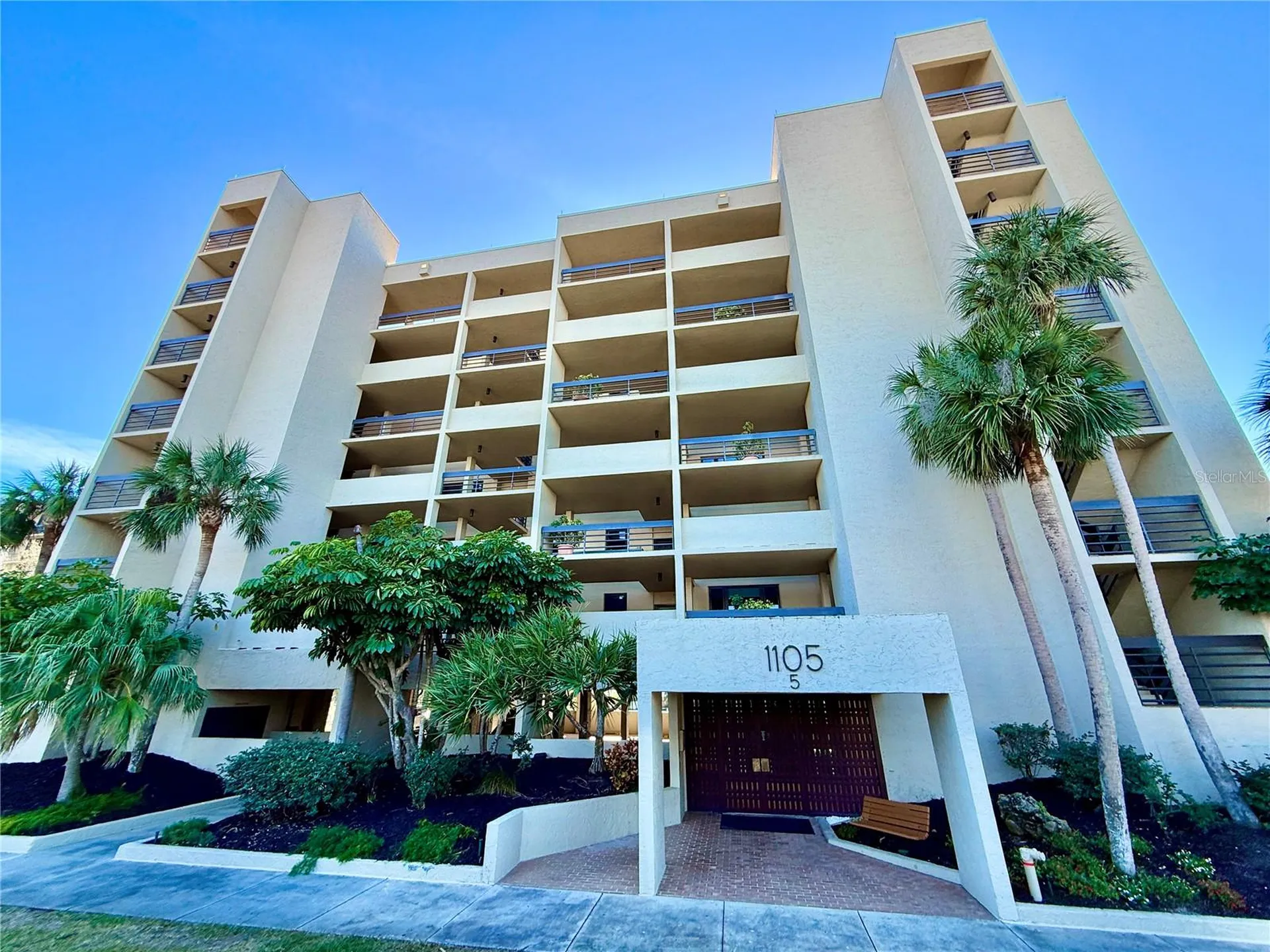 1105 Gulf Of Mexico Drive Longboat Key FL 34228