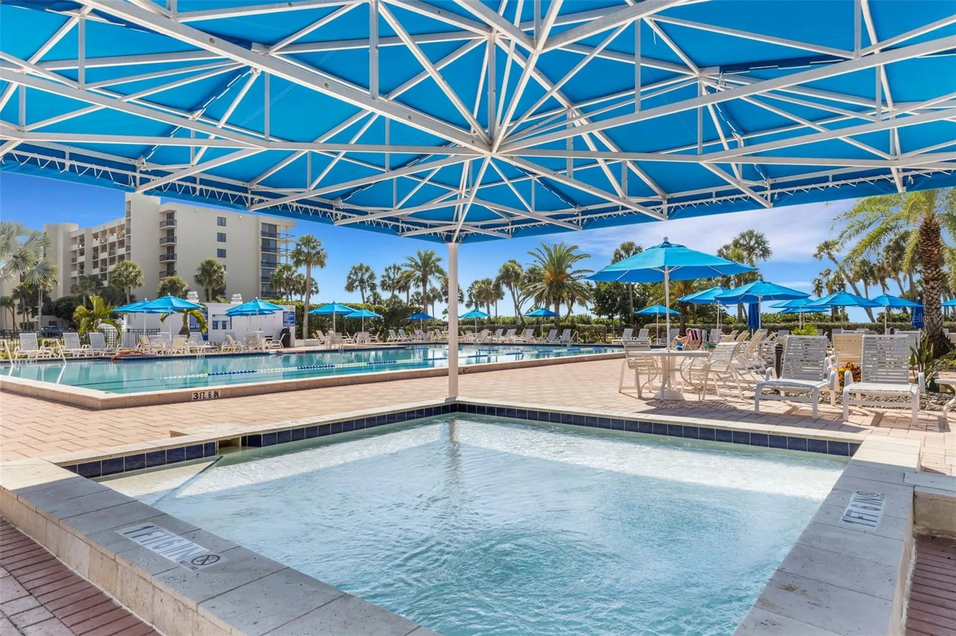 1105 Gulf Of Mexico Drive Longboat Key FL 34228