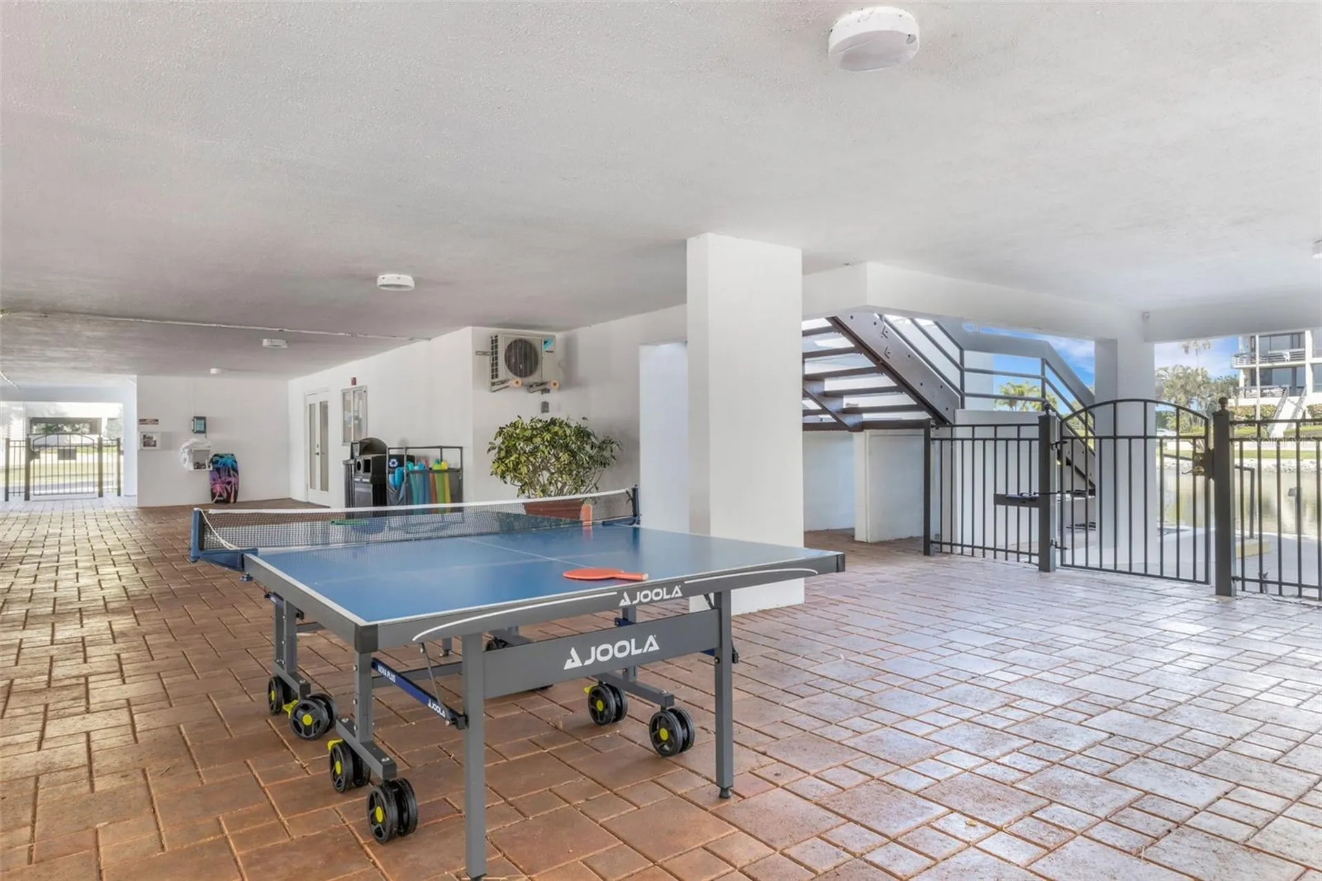1105 Gulf Of Mexico Drive Longboat Key FL 34228