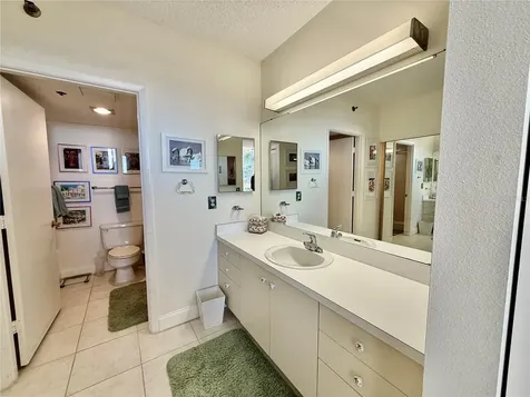 1105 Gulf Of Mexico Drive Longboat Key FL 34228