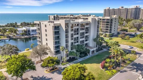 1105 Gulf Of Mexico Drive Longboat Key FL 34228