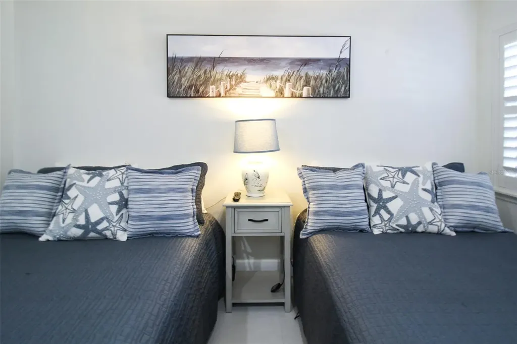 1291 Siesta Bayside Drive Sarasota FL 34242