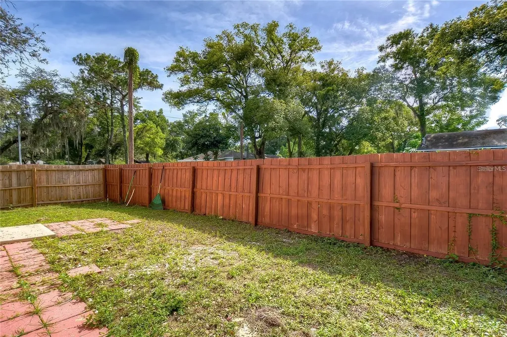 5520 20th Street Zephyrhills FL 33542