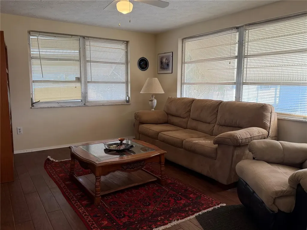 3914 Carioca Holiday FL 34691