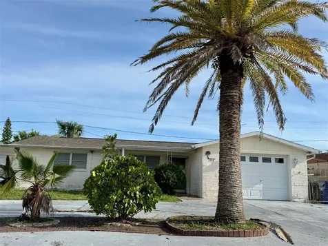 3914 Carioca Holiday FL 34691
