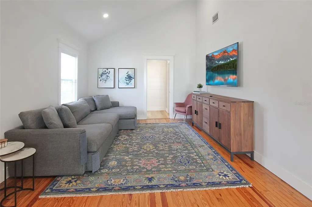 2321 18th Avenue W Bradenton FL 34205