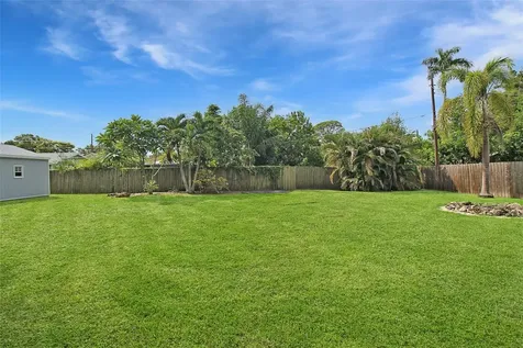 2321 18th Avenue W Bradenton FL 34205