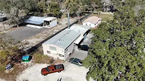 10 Barry Avenue Mascotte FL 34753