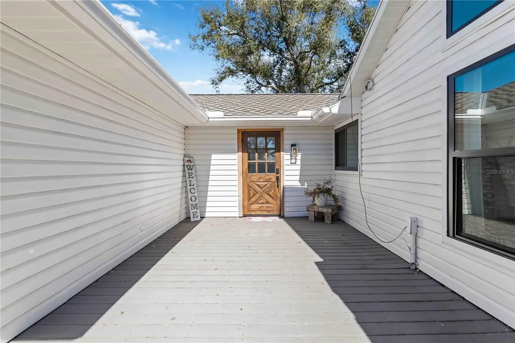 10222 289th Street E Myakka City FL 34251