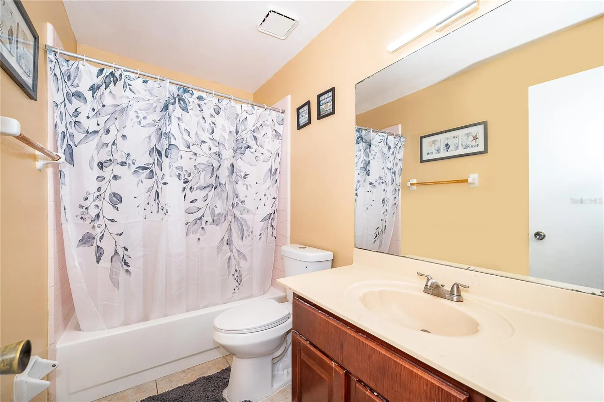 6733 Meritmoor Circle Orlando FL 32818