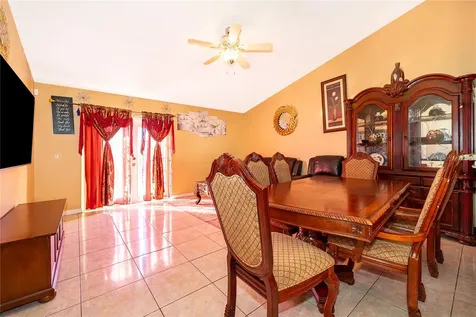 6733 Meritmoor Circle Orlando FL 32818