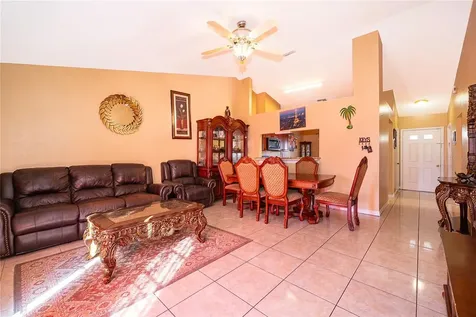 6733 Meritmoor Circle Orlando FL 32818
