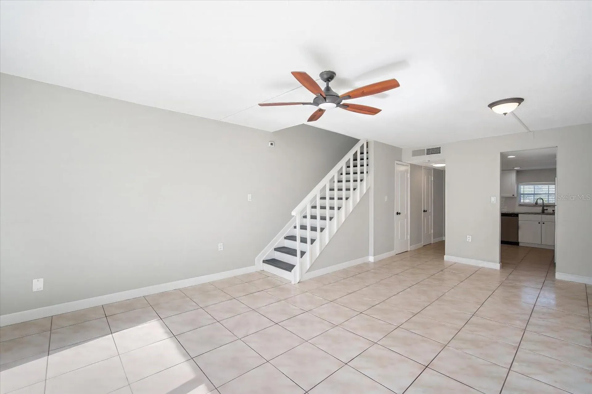 811 Russell Lane Brandon FL 33510